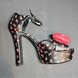 Michael Kors Collection Huxley Rose Heel